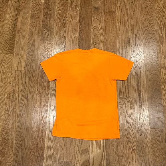 Selling original Nickelodeon tee in the iconic nick orange - Picture 3 of 3